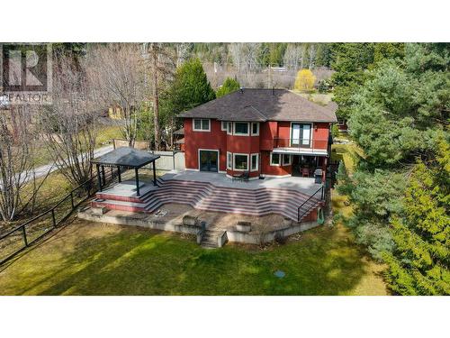 3071 Heddle  Road, Nelson, BC - Outdoor With Deck Patio Veranda