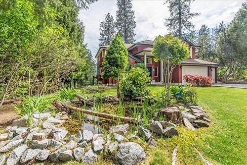 3071 Heddle Road, Nelson, BC - Outdoor