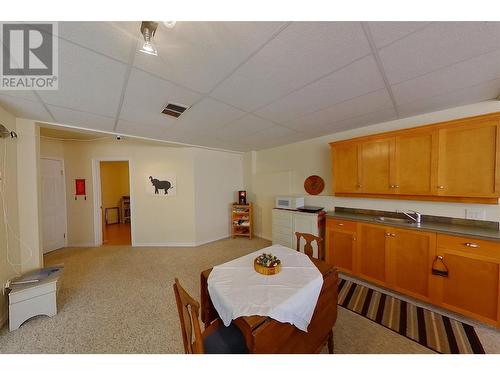 881 16 Street Ne Unit# 7, Salmon Arm, BC - Indoor Photo Showing Other Room