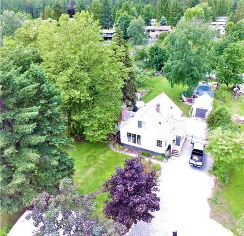 2704 Columbia Avenue, Castlegar, BC - Outdoor