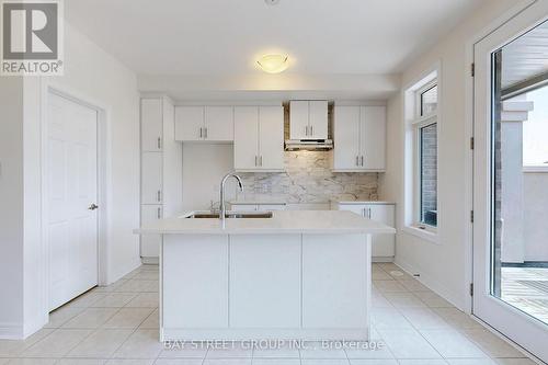 173 Mumbai Drive S, Markham (Middlefield), ON - Indoor Photo Showing Kitchen