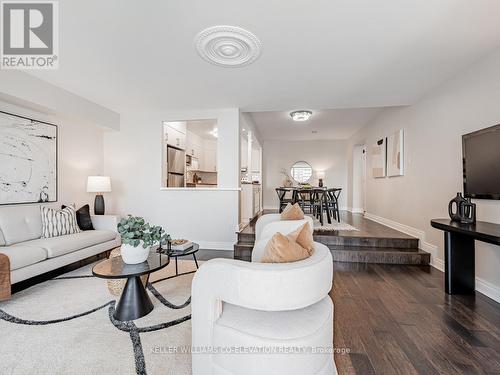 1309 - 240 Scarlett Road, Toronto (Rockcliffe-Smythe), ON - Indoor Photo Showing Living Room