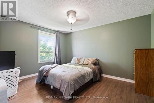 3 - 242 Lakeport Road, Niagara Falls, ON - Indoor Photo Showing Bedroom