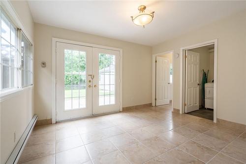 Sunroom - 98 Holmes Avenue, Hamilton, ON - Indoor Photo Showing Other Room