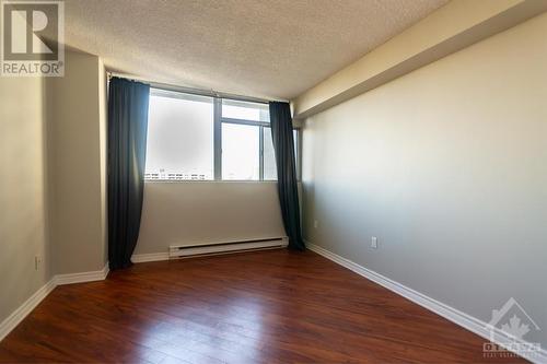 530 Laurier Avenue W Unit#1201, Ottawa, ON - Indoor Photo Showing Other Room