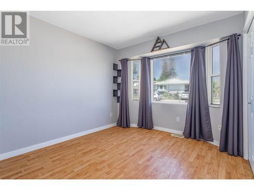 2500 45Th Avenue, Vernon, BC - Indoor