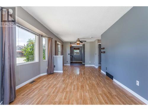 2500 45Th Avenue, Vernon, BC - Indoor Photo Showing Other Room