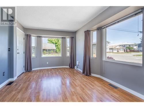 2500 45Th Avenue, Vernon, BC - Indoor Photo Showing Other Room