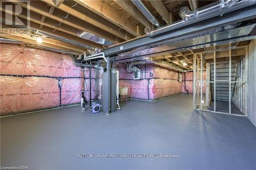 357 Kennington Way, London, ON - Indoor Photo Showing Basement