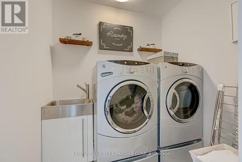 1318 Red Pine Crossing, London, ON - Indoor Photo Showing Laundry Room