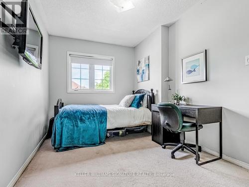 8 Thunderbird Trail, Brampton (Sandringham-Wellington), ON - Indoor Photo Showing Bedroom