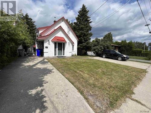 389 Toke St, Timmins, ON - Outdoor