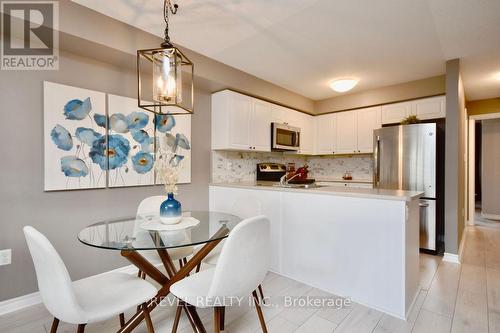 11 - 53 Ferndale Drive S, Barrie (Ardagh), ON - Indoor Photo Showing Dining Room