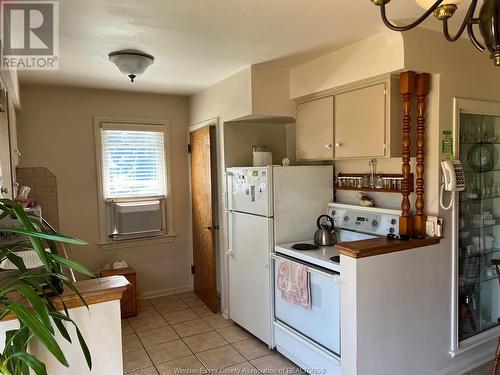 2678 Randolph Avenue, Windsor, ON - Indoor Photo Showing Kitchen