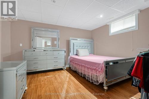 14 Potters Way, Woodstock, ON - Indoor Photo Showing Bedroom