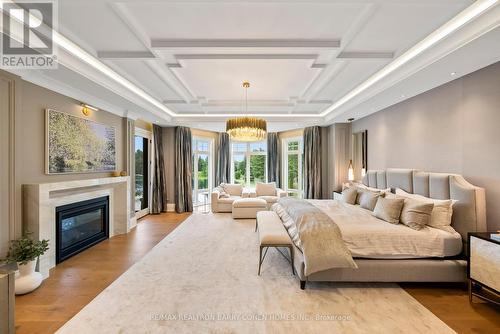 15466 The Gore Road, Caledon, ON - Indoor Photo Showing Bedroom With Fireplace