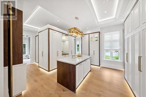 15466 The Gore Road, Caledon, ON - Indoor Photo Showing Kitchen