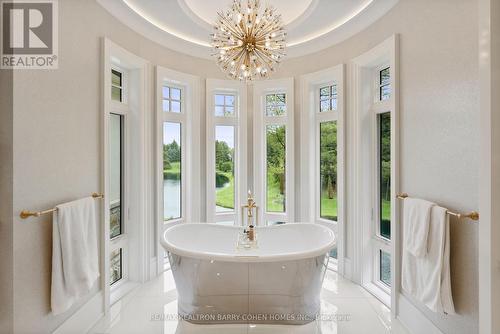 15466 The Gore Road, Caledon, ON - Indoor Photo Showing Bathroom