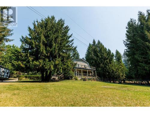 1405 Lepitzki Road, Creston, BC - Outdoor