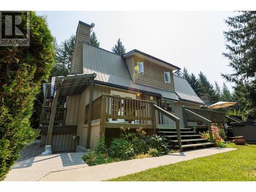 1405 Lepitzki Road, Creston, BC - Outdoor