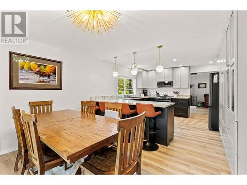 1405 Lepitzki Road, Creston, BC - Indoor Photo Showing Dining Room