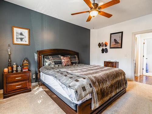 2465 Harper Ranch Road, Kamloops, BC - Indoor Photo Showing Bedroom