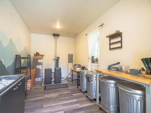 2465 Harper Ranch Road, Kamloops, BC - Indoor Photo Showing Laundry Room