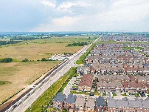 14-200 Veterans Dr N, Brampton, ON - Outdoor With View