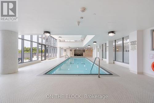 910A - 9088 Yonge Street, Richmond Hill (South Richvale), ON - Indoor Photo Showing Other Room With In Ground Pool