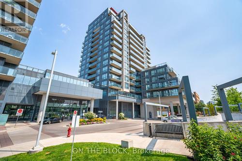 910A - 9088 Yonge Street, Richmond Hill (South Richvale), ON - Outdoor With Balcony