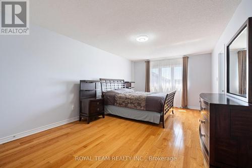 60 White Beach Crescent, Vaughan (Patterson), ON - Indoor Photo Showing Bedroom