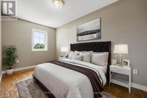 7173 Village Walk, Mississauga (Meadowvale Village), ON - Indoor Photo Showing Bedroom