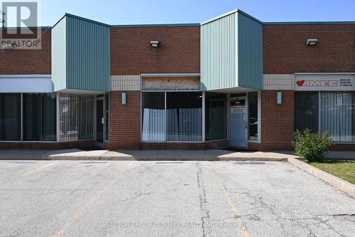 16 - 21 Goodrich Road, Toronto (Islington-City Centre West), ON 