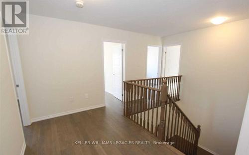 8607 Chickory Trail, Niagara Falls, ON - Indoor Photo Showing Other Room