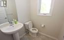 8607 Chickory Trail, Niagara Falls, ON  - Indoor Photo Showing Bathroom 