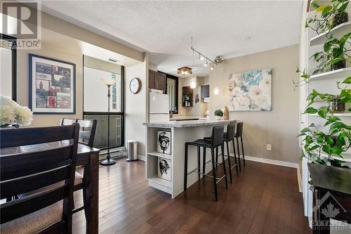 200 Bay Street Unit#1102, Ottawa, ON - Indoor Photo Showing Dining Room