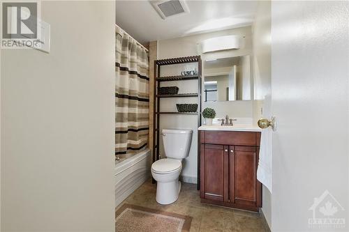 200 Bay Street Unit#1102, Ottawa, ON - Indoor Photo Showing Bathroom