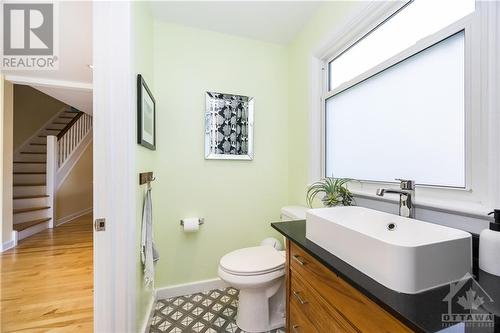 206 Sanford Avenue, Ottawa, ON - Indoor Photo Showing Bathroom