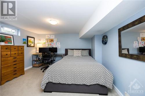 206 Sanford Avenue, Ottawa, ON - Indoor Photo Showing Bedroom