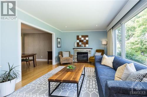 206 Sanford Avenue, Ottawa, ON - Indoor Photo Showing Living Room With Fireplace