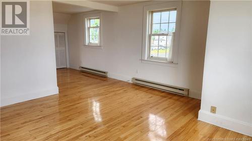 37 St-Pierre E Boulevard, Caraquet, NB - Indoor Photo Showing Other Room