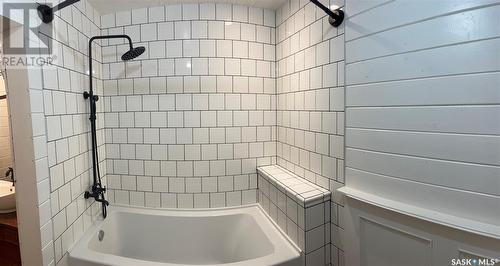 1306 Assiniboia Avenue, Grenfell, SK - Indoor Photo Showing Bathroom