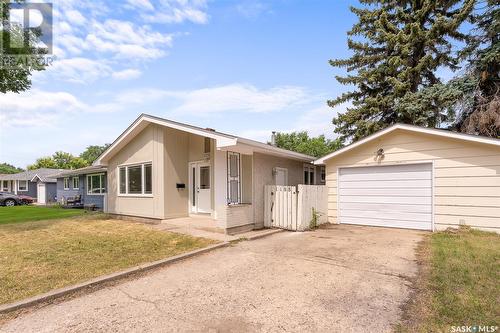 1188 Duffield Crescent, Moose Jaw, SK - Outdoor