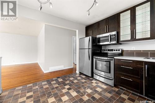 1188 Duffield Crescent, Moose Jaw, SK - Indoor Photo Showing Kitchen