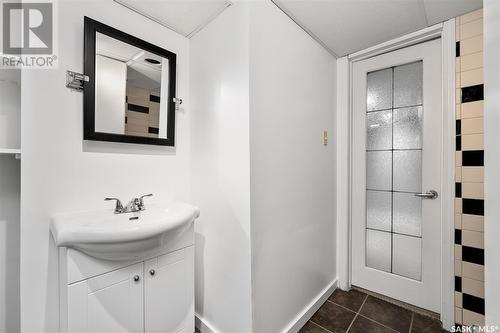 1188 Duffield Crescent, Moose Jaw, SK - Indoor Photo Showing Bathroom