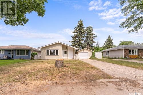 1188 Duffield Crescent, Moose Jaw, SK - Outdoor