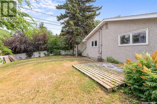 1188 Duffield Crescent, Moose Jaw, SK - Outdoor