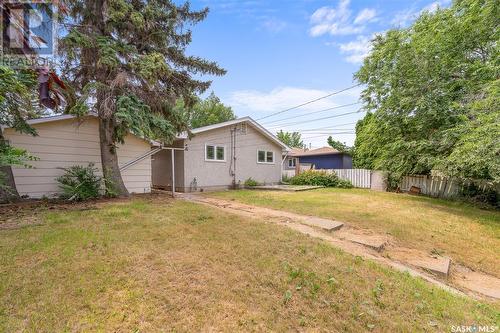 1188 Duffield Crescent, Moose Jaw, SK - Outdoor