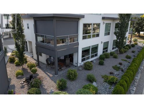 121 Harbourfront Drive Ne Unit# 3, Salmon Arm, BC - Outdoor