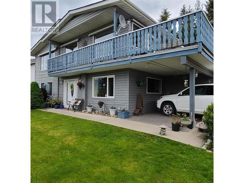 4390 Lakeshore Road Ne, Salmon Arm, BC - Outdoor